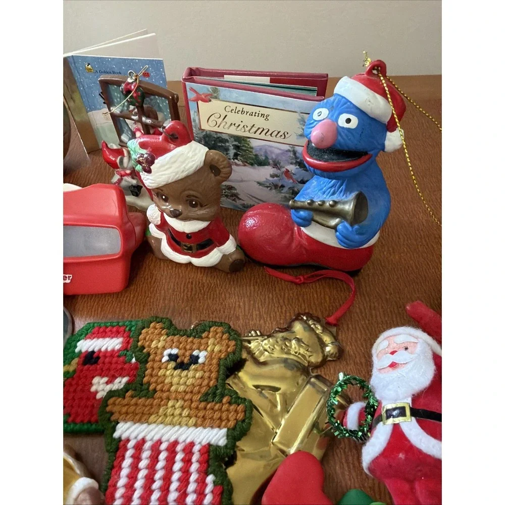 Vtg Christmas Ornament Lot: Ceramic, Brass Horns, Hallmark, Pooh,‎ Sessme Street